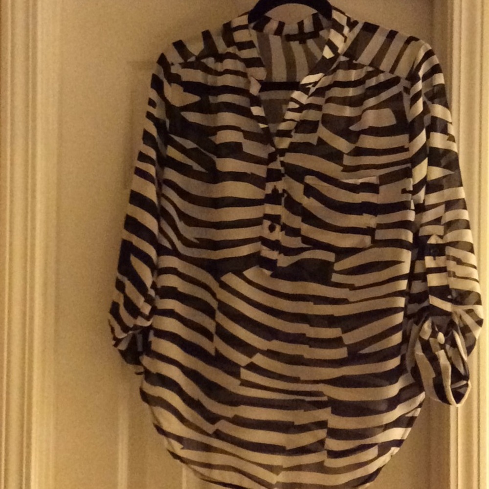 $5.00 FRIDAY!                  Sheer - PAPERMOON Blouse, Black and White, L, EUC